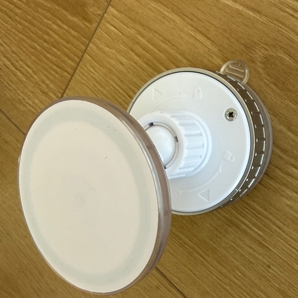 Magic Mobile Phone Holder - Picture 5 of 6